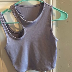 Cute light purple tank top!